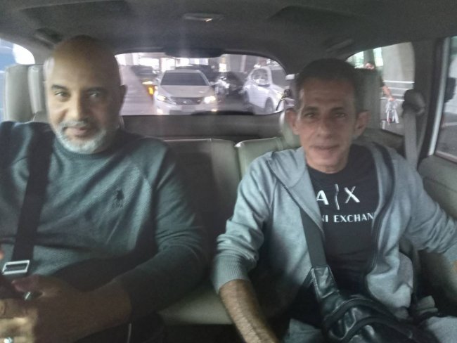 แท็กซี่พัทยา เหมารถแท็กซี่พัทยา ติดต่อเรา ให้บริการทั้งชาวไทยและชาวต่างชาติ