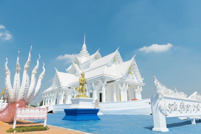 วัดแท่นหินลำภาชี