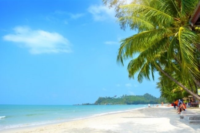 หาดคลองพร้าว(เกาะช้าง-ตราด)