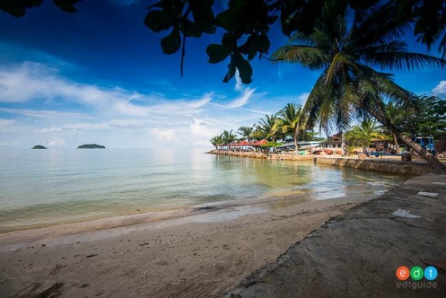 หาดไก่เเบ้(เกาะช้าง-ตราด)