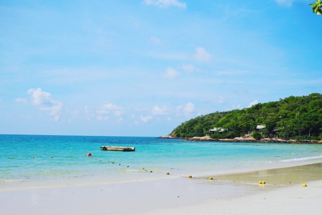 อ่าวหวาย (เกาะเสม็ด - ระยอง)